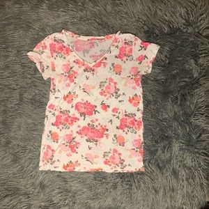 Flower v-neck
